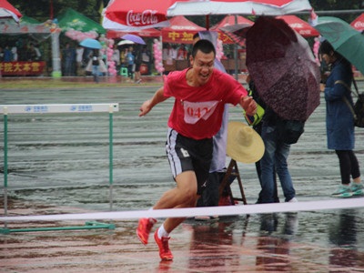 说明: http://hxhgxy.gxu.edu.cn/images/15/01/02/1g3azudo5u/FF882513BB8F21D84C4A2EEBC94AFD43.jpg