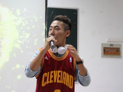 说明: http://hxhgxy.gxu.edu.cn/images/15/01/02/1bqw7sj69h/E55FC38C34EC80ACD11C9582E6CAF6AF.jpg