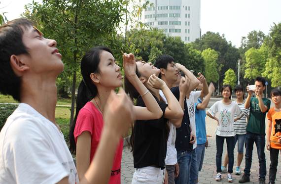 说明: http://210.36.17.75:8080/system/_owners/hxhg/_webprj/images/15/04/28/1fj5taa8r0/vhdx_image002.jpg